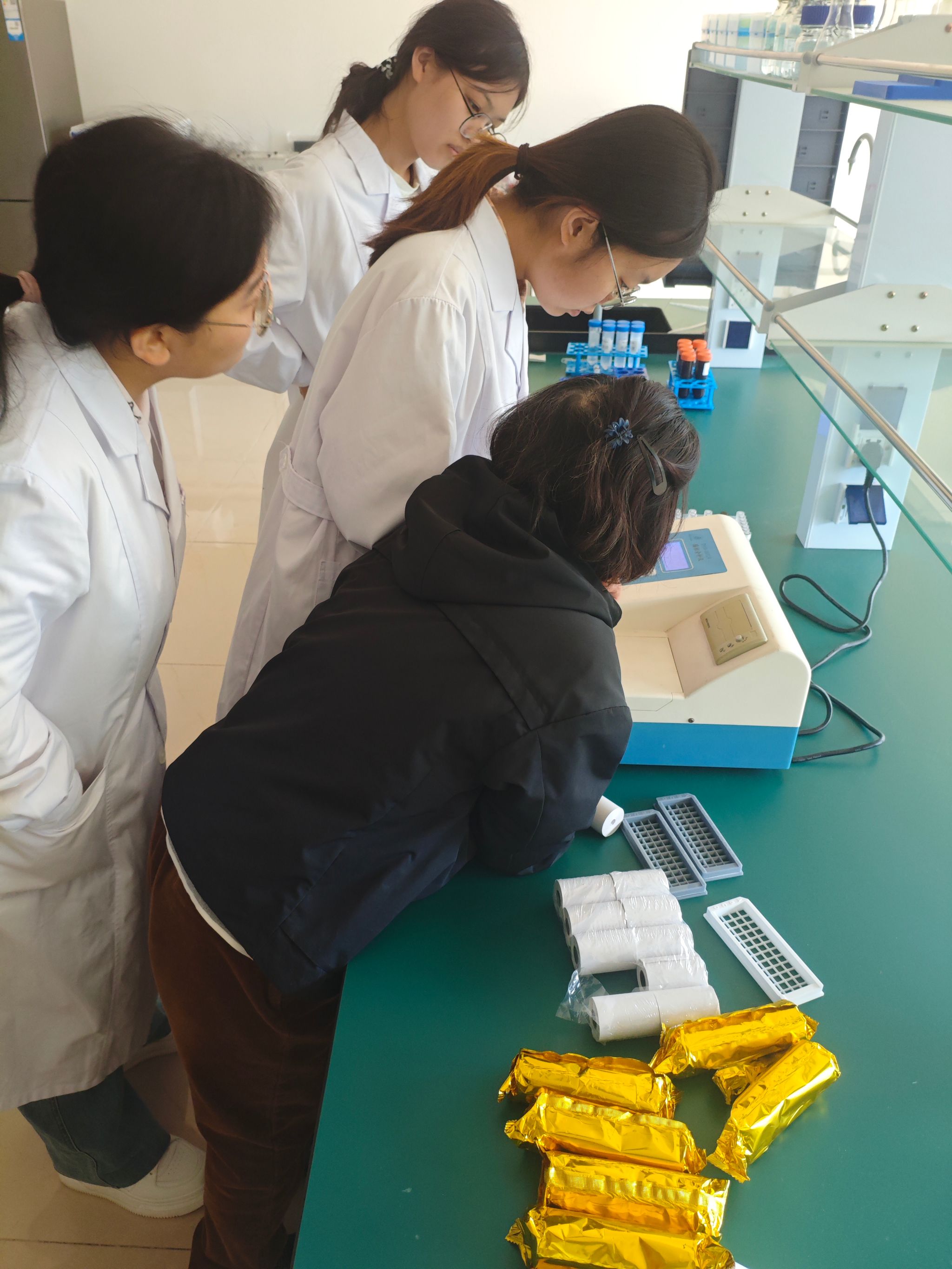 【风采】临床技能学实验教学中心-检验免疫学技术预实验